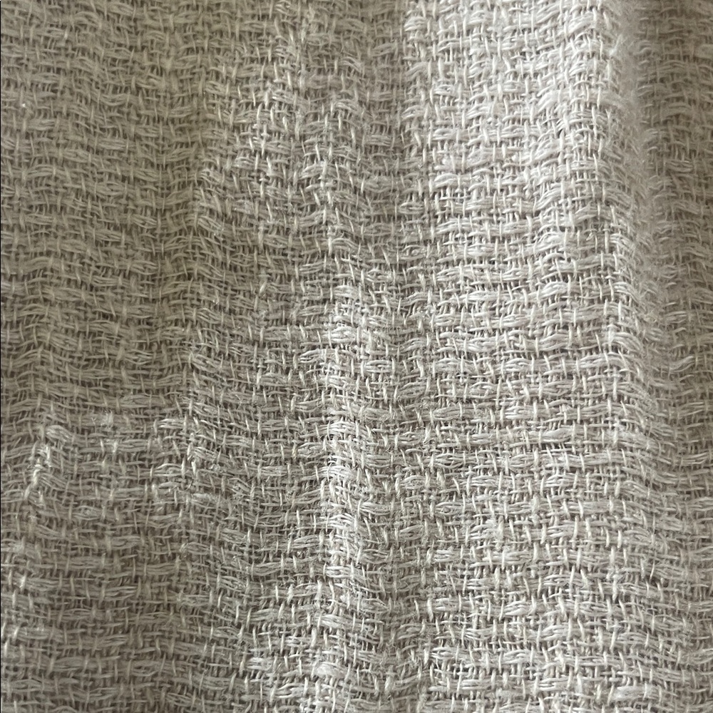 CP Shades NWOT 100% Linen. Made in USA. Oyster Pink Sleeveless V-Neck Top - Picture 3 of 4